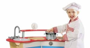 Melissa & Doug Cook’s Corner Wooden Kitchen Review