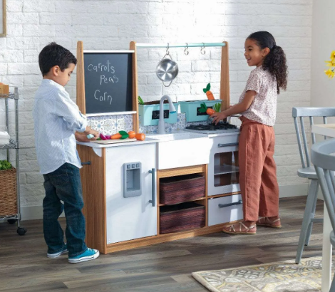 How do you organize a play kitchen?