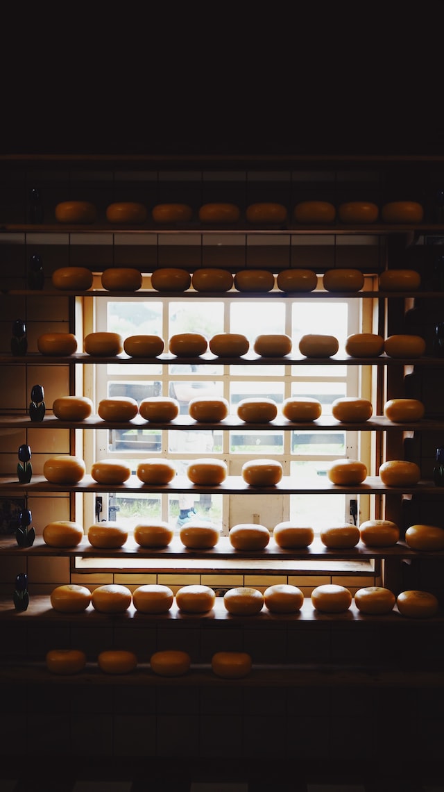 What kind of simple machine is a cheese grater?