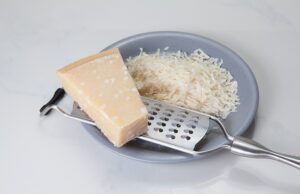 From Graters to Knives: Explore the Best Ways to Shred Cheese at Home✔️
