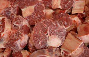 Savor the Juiciness: Tips for Cooking a Perfect Medium Rare Steak Every Time🥩