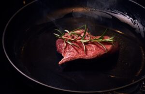 Effortless and Delicious: How to Make Swiss Steak in a Crock Pot🥩