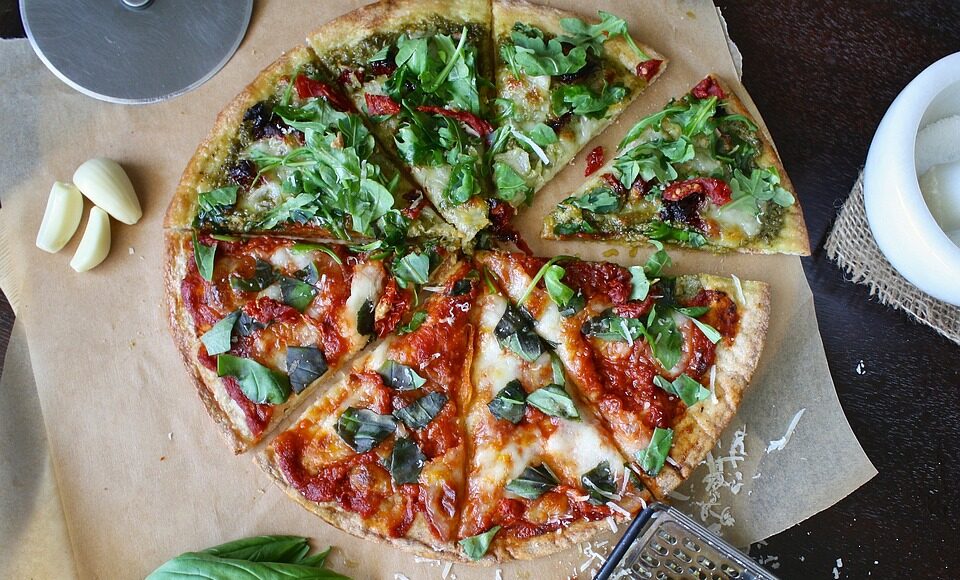 pizza-1442946_960_720.jpg cheese