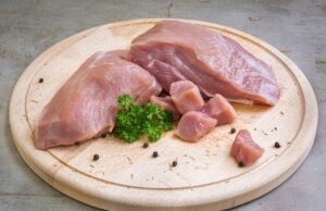 Can’t Afford Tomahawk Steak? Cheaper Alternatives for Meat Lovers🥩