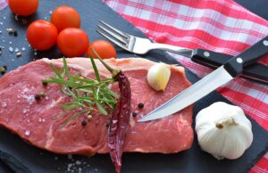 Breaking It Down: The Science Behind Consuming Medium Rare Steak When Pregnant🥩