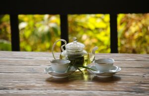 Cleaning Your Farberware Tea Kettle: A Quick and Easy Guide✔️