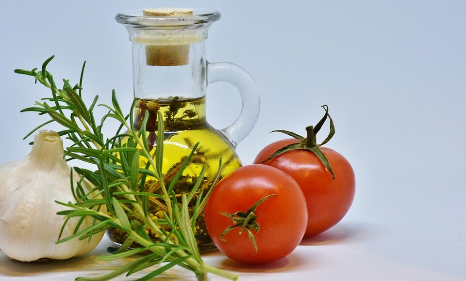 oil-3112195_960_720.jpg kitchen