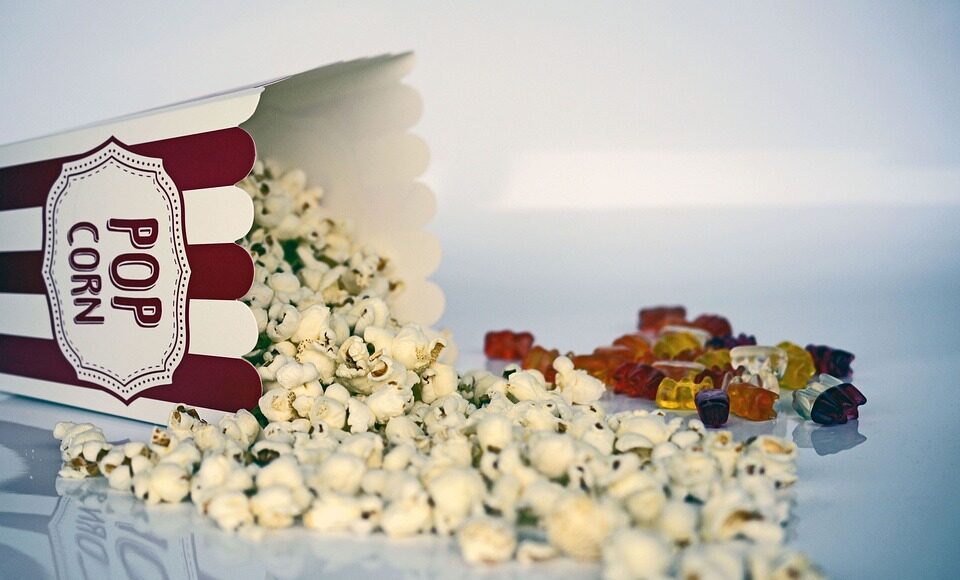 popcorn-1433327_960_720.jpg salt