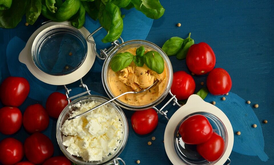 tomatoes-1338940_960_720.jpg cheese