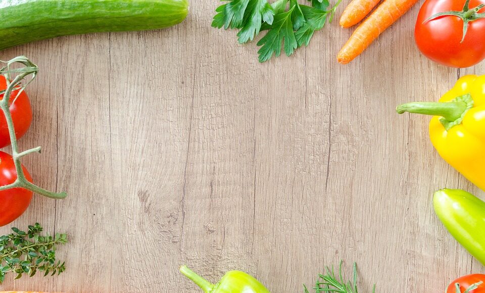 table-2879215_960_720.jpg herbs