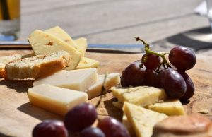 Cheese Platter Perfection: A Step-by-Step Guide to Wow Your Guests✔️ how to create a perfect cheese platter for parties